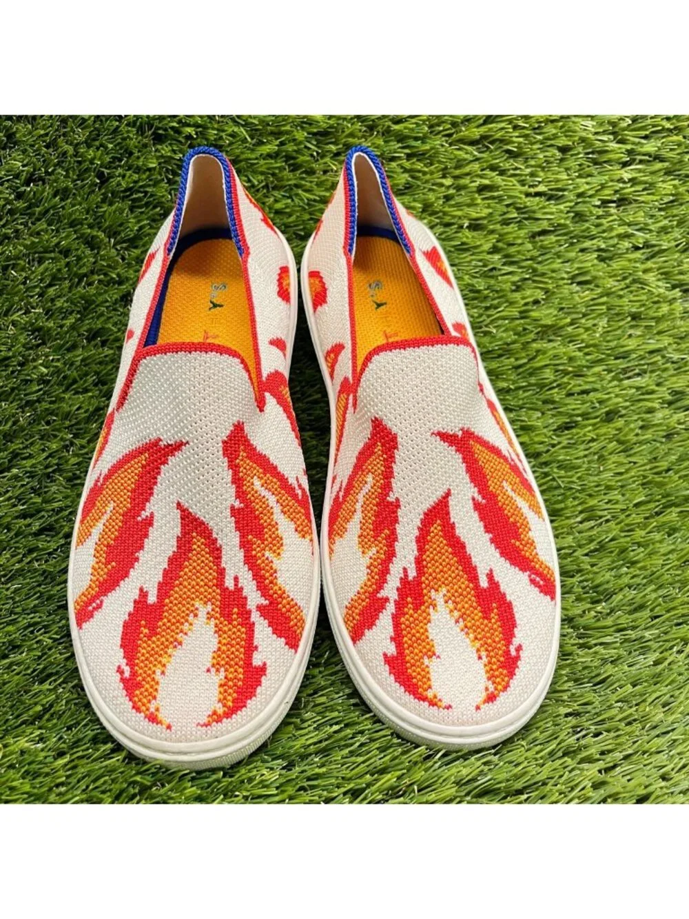 Rothy's The Kids Flame Fire Boys Size 3Y White Red Casual Slip On Flats Shoes